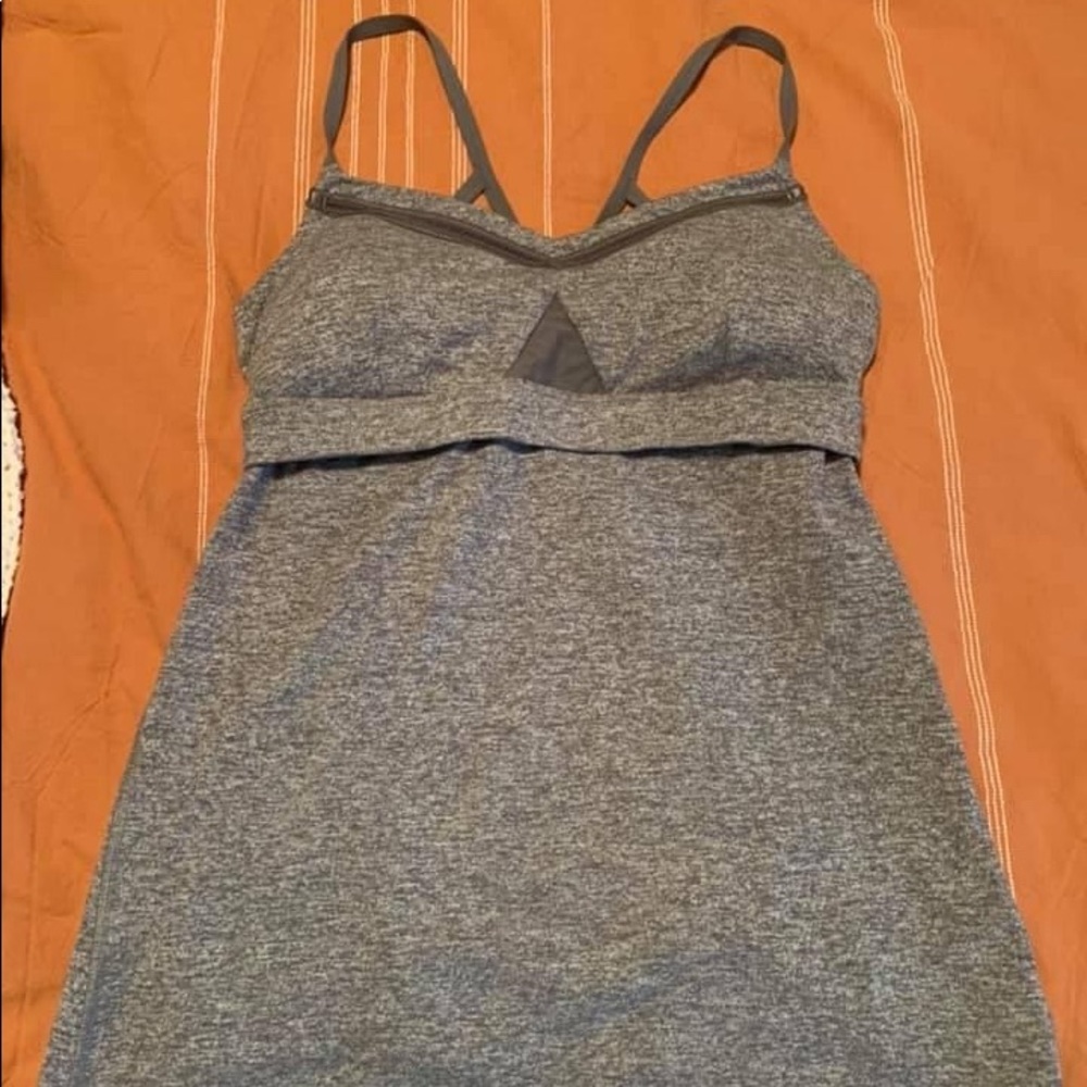 Lululemon tank